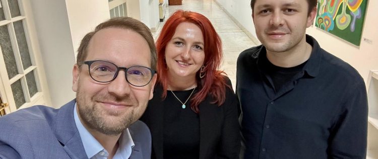 Andreea Romocean Noul viceprimar USR al Timișoarei, Paula Romocean, și-a preluat oficial ...